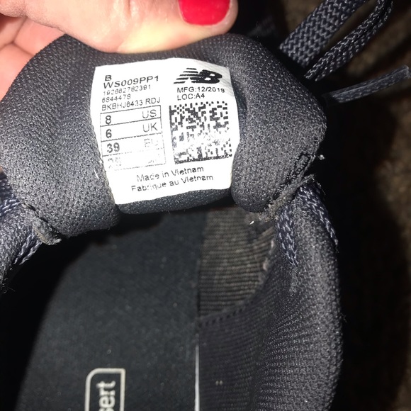 New Balance Sneakers - Picture 4 of 4